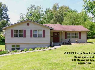 315 Boxwood Dr, Paducah, KY 42001