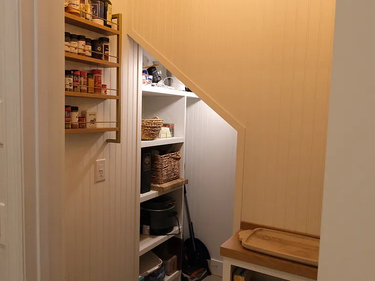 689 Oak Lake Ln — Photo 13