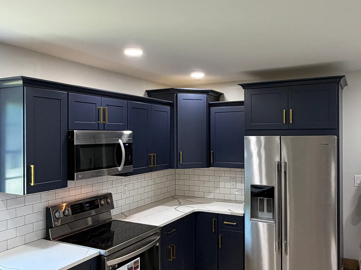 4 bed, 1691 sqft, $2,000 — Photo 3