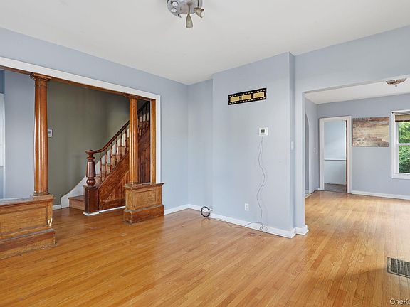 3rd image of 205 Linden Avenue