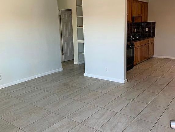 2nd image of 1510 Orlando Way