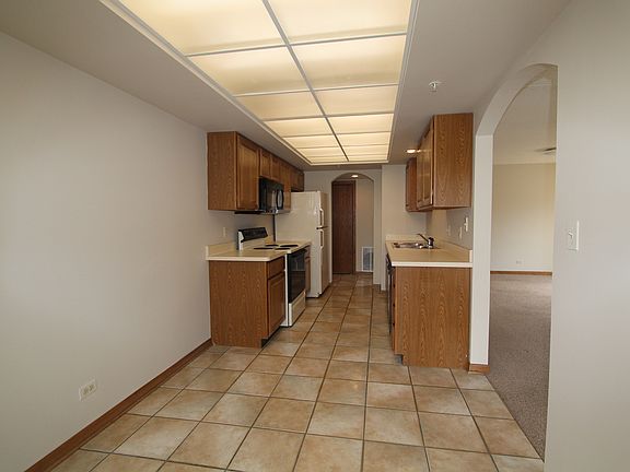 4th image of 6415 Elm St APT 3A