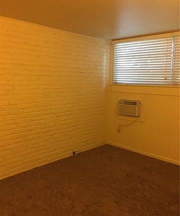 3rd image of 230 Duplessis St APT D