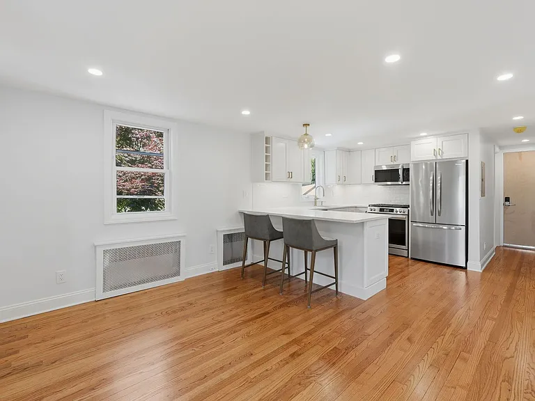 333 Florence Ave #2 — Photo 4