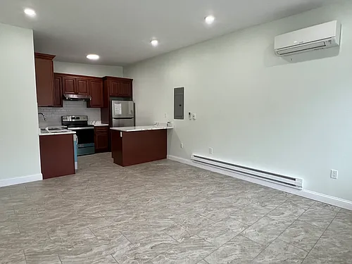 343 Highland Ave #1 Photo 1