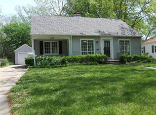 1722 SW Pembroke Ln, Topeka, KS 66604