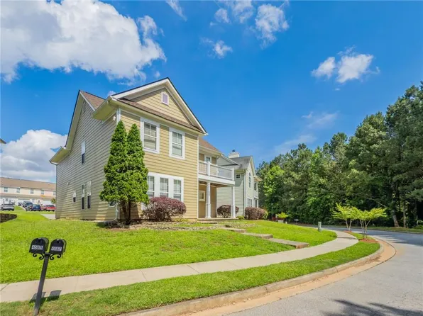 4567 Parkway Cir, Atlanta, GA 30349