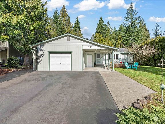 4th image of 131 E Sea Vista Lane
