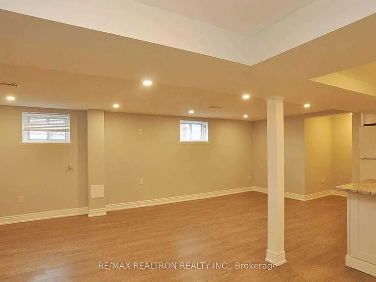 17 Crosland Dr #BASEMENT — Photo 12