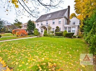 719 Central Avenue, Woodmere, NY 11598