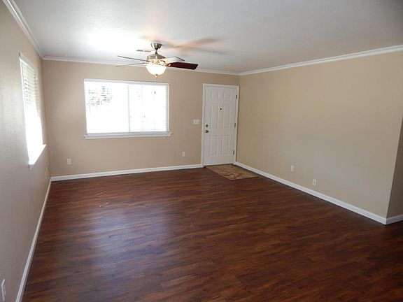 5th image of 3814 Wellington Pl