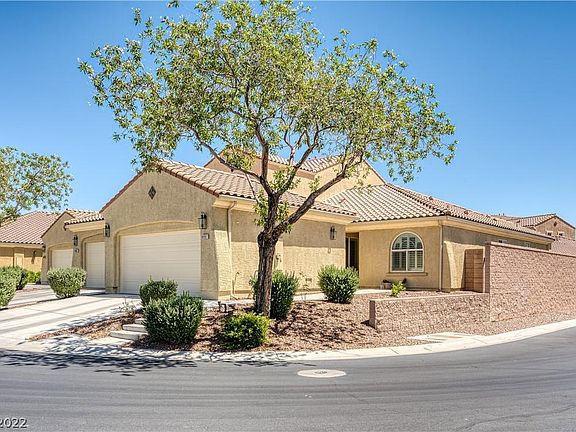 2nd image of 8997 Echo Grande Dr