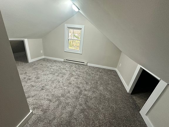 4th image of 31 Cortland St #2