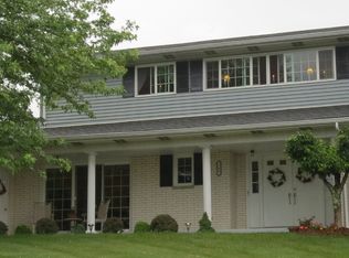 766 E Shannon Rd, Bridgeport, WV 26330