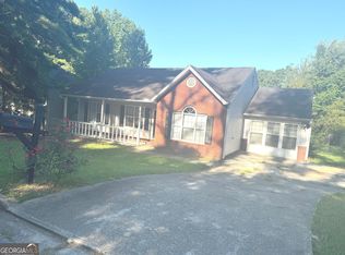 5499 Crestridge Dr, Atlanta, GA 30349
