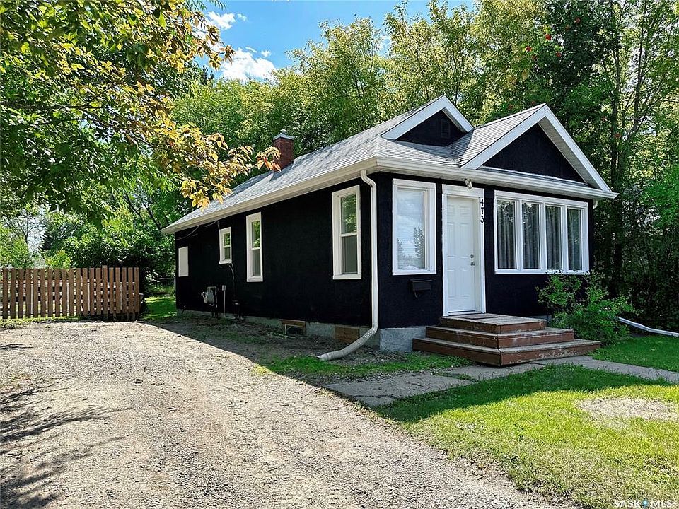 1st image of 473 24th St E