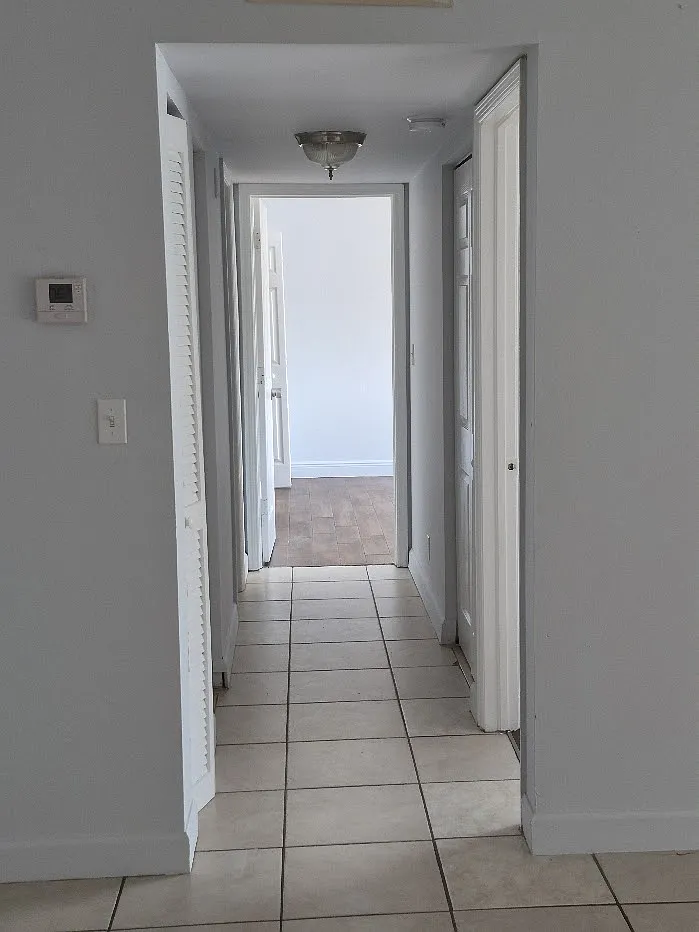 2 bed, 1060 sqft, $1,800 — Photo 2