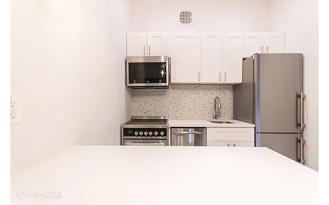 Rented by Douglas Elliman | media 13