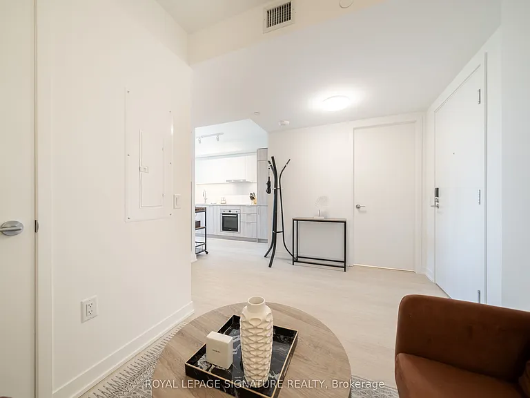 25 Saint Dennis Dr #607 — Photo 16