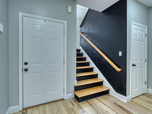 4th image of 4488 Brandywine Dr