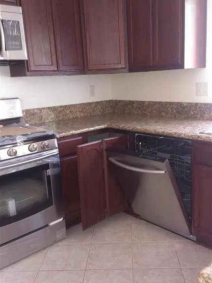 4117 Lost Springs Dr — Photo 40