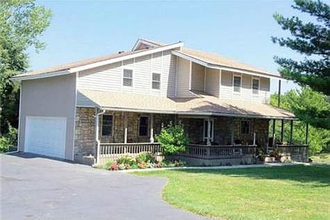 Driveway view of the home.