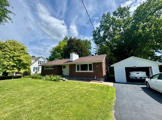 703 Prescott St, North Grenville, ON K0G 1J0