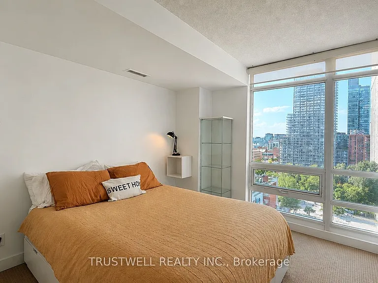 381 Front St W #1802 — Photo 5