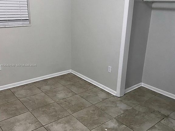 4th image of 2901 NW 50th St