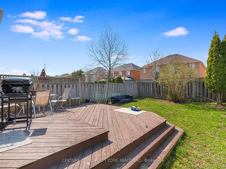 3893 Manatee Way #UPPER — Photo 27