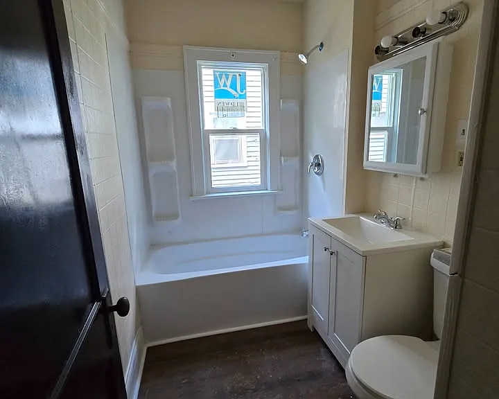 439 E 148th St #1 — Photo 2