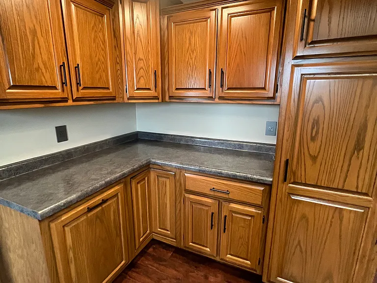 14907 Rohman Rd — Photo 15