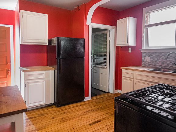 5th image of 1621 Leverette St APT 1