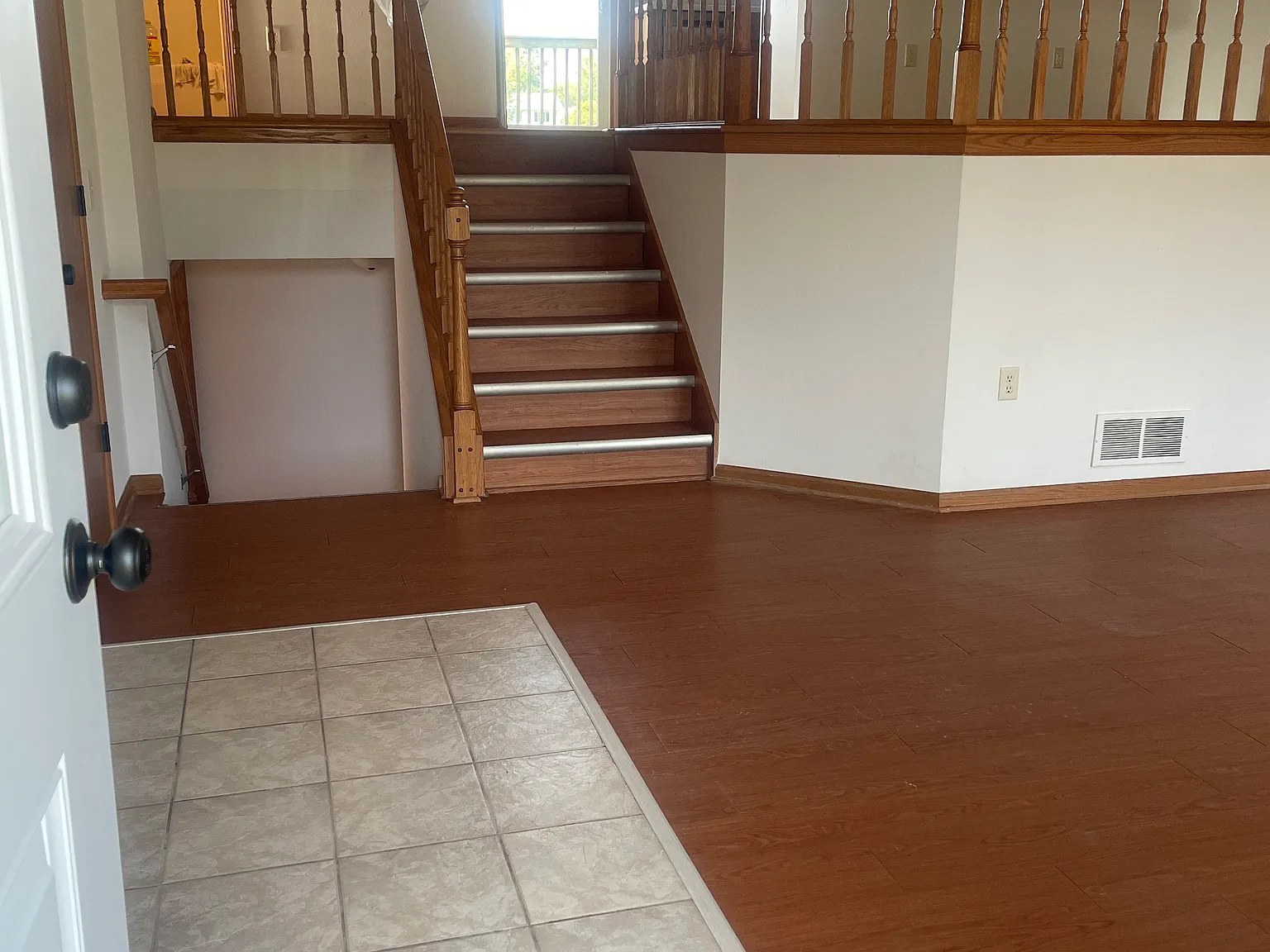 4 bed, 1888 sqft, $2,500 — Photo 3