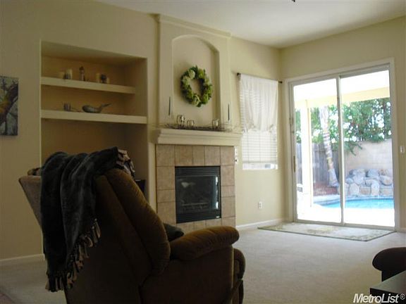 4th image of 1633 Soledad Dr