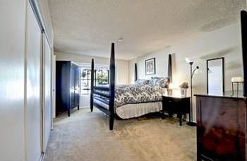 4th image of 840 Lochwood Pl