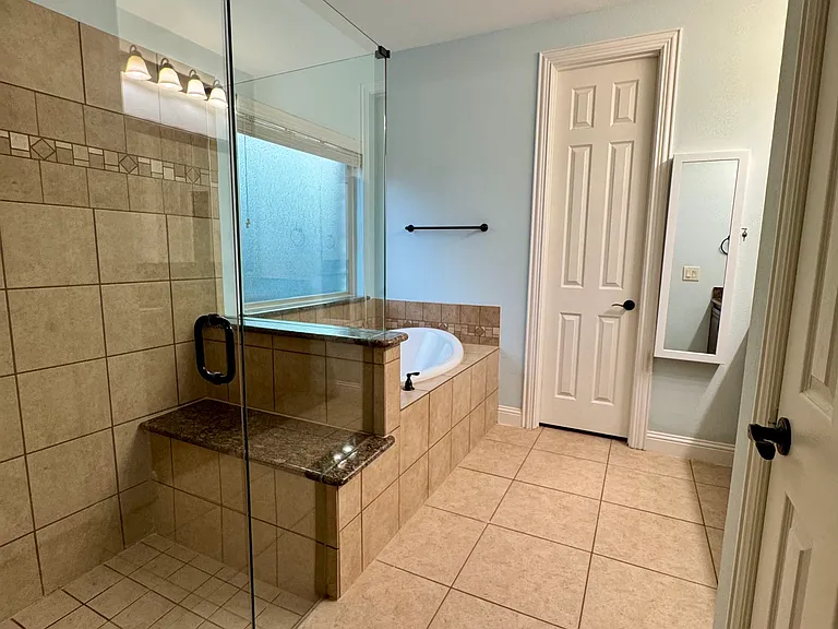 2324 Kemerton Dr — Photo 33