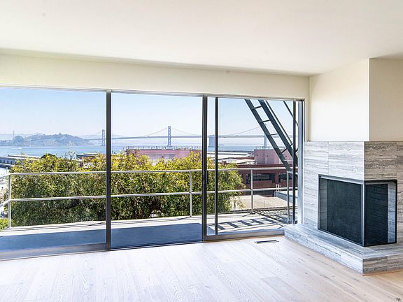 3rd image of 231 Greenwich St APT 1