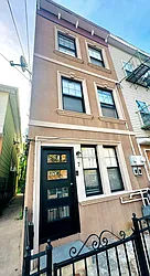 7 Wallis Avenue