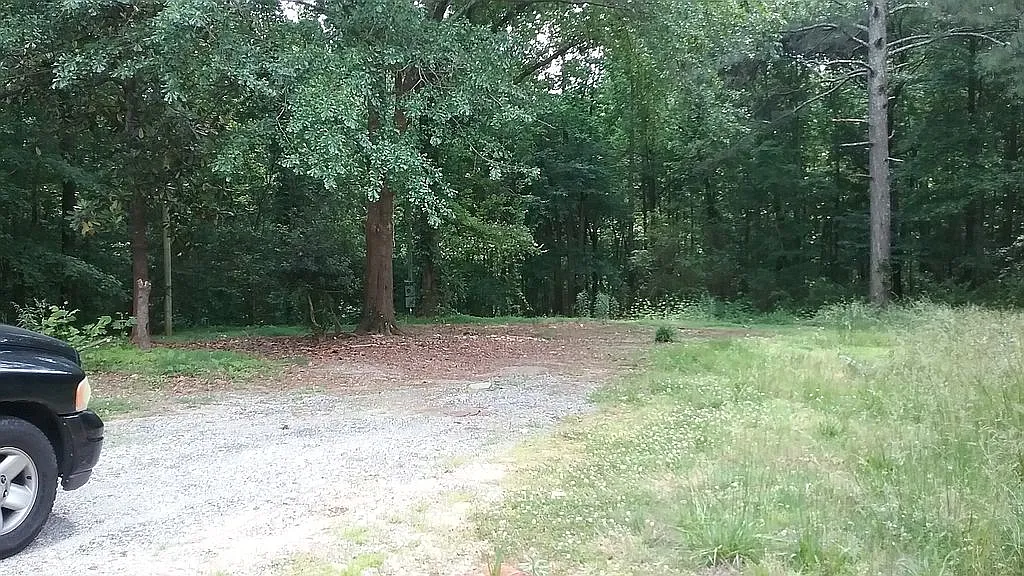 2768 N Highway 100 photo 1