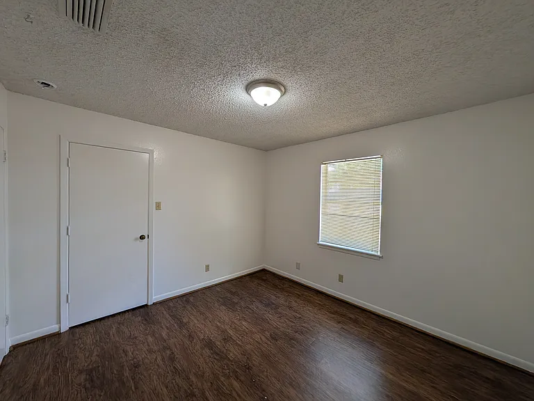 403 W Heritage Dr — Photo 41