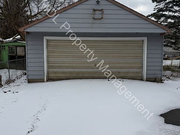 2nd image of 1523 Marquette St