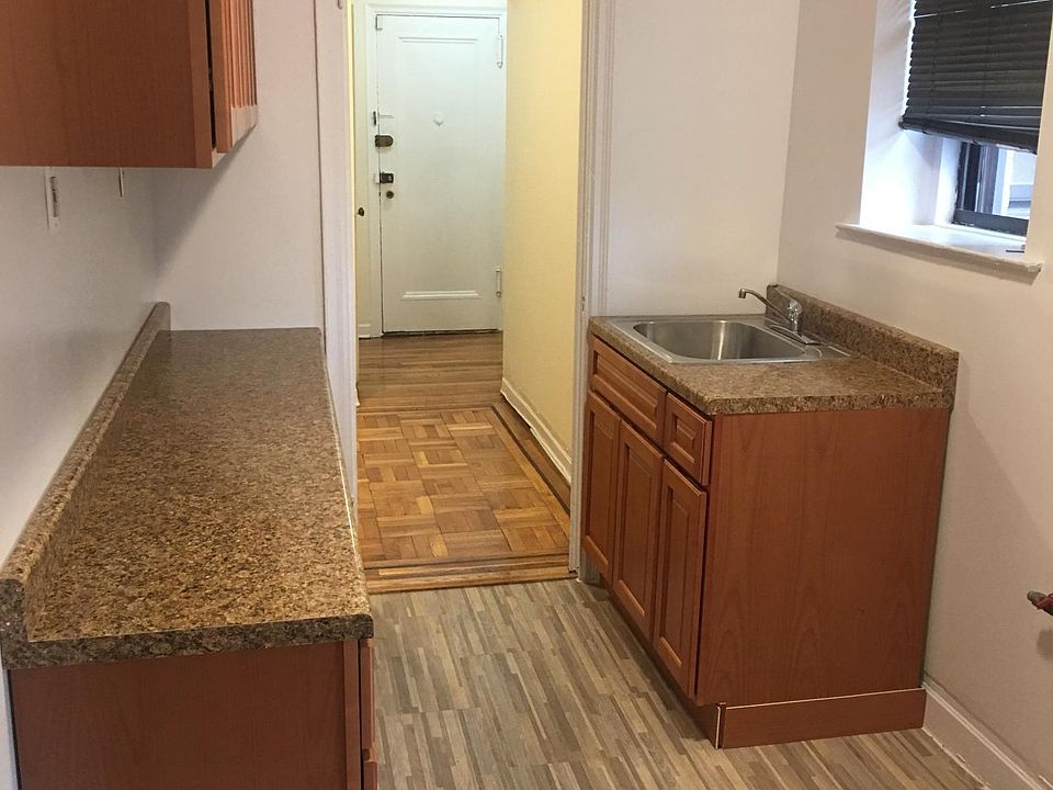 2nd image of 3000 Buhre Ave
