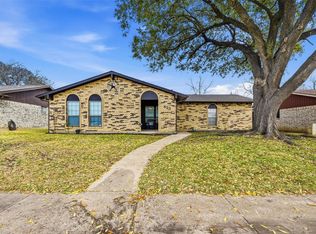 423 Charlotte St, Duncanville, TX 75137