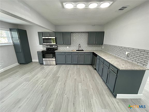 5th image of 105 Bybee Ct