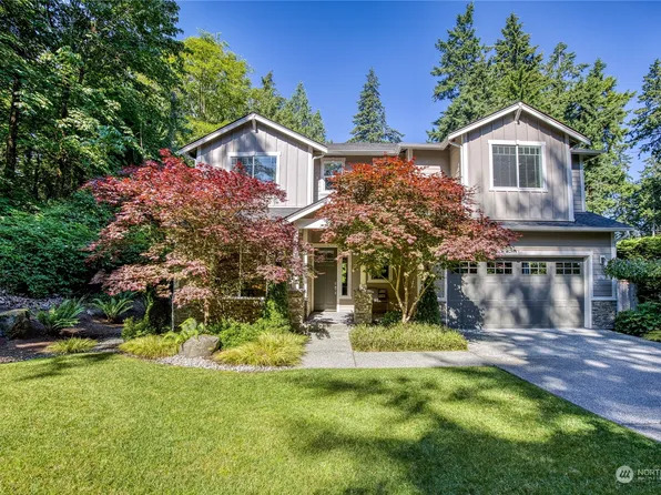 9369 Moss Lane NE, Bainbridge Island, WA 98110