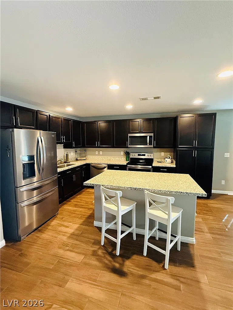 2 bed, 2.0 bath, 1540 sqft, $1,900 — Photo 4