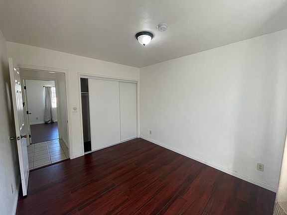 Bedroom 2 facing Bedroom 1