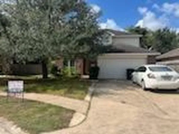 990 Jefferson St, Alvin, TX 77511