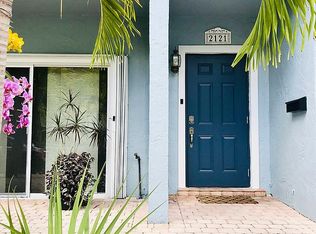 2121 NE 44th St #11, Lighthouse Point, FL 33064